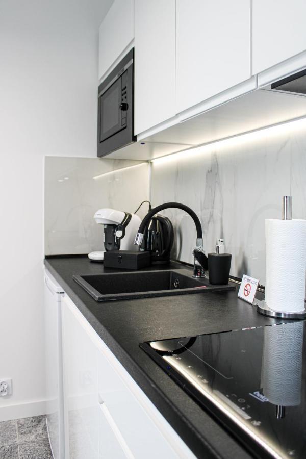 Apartament Black-Niska Z Garazem Podziemnym Kielce Exterior foto